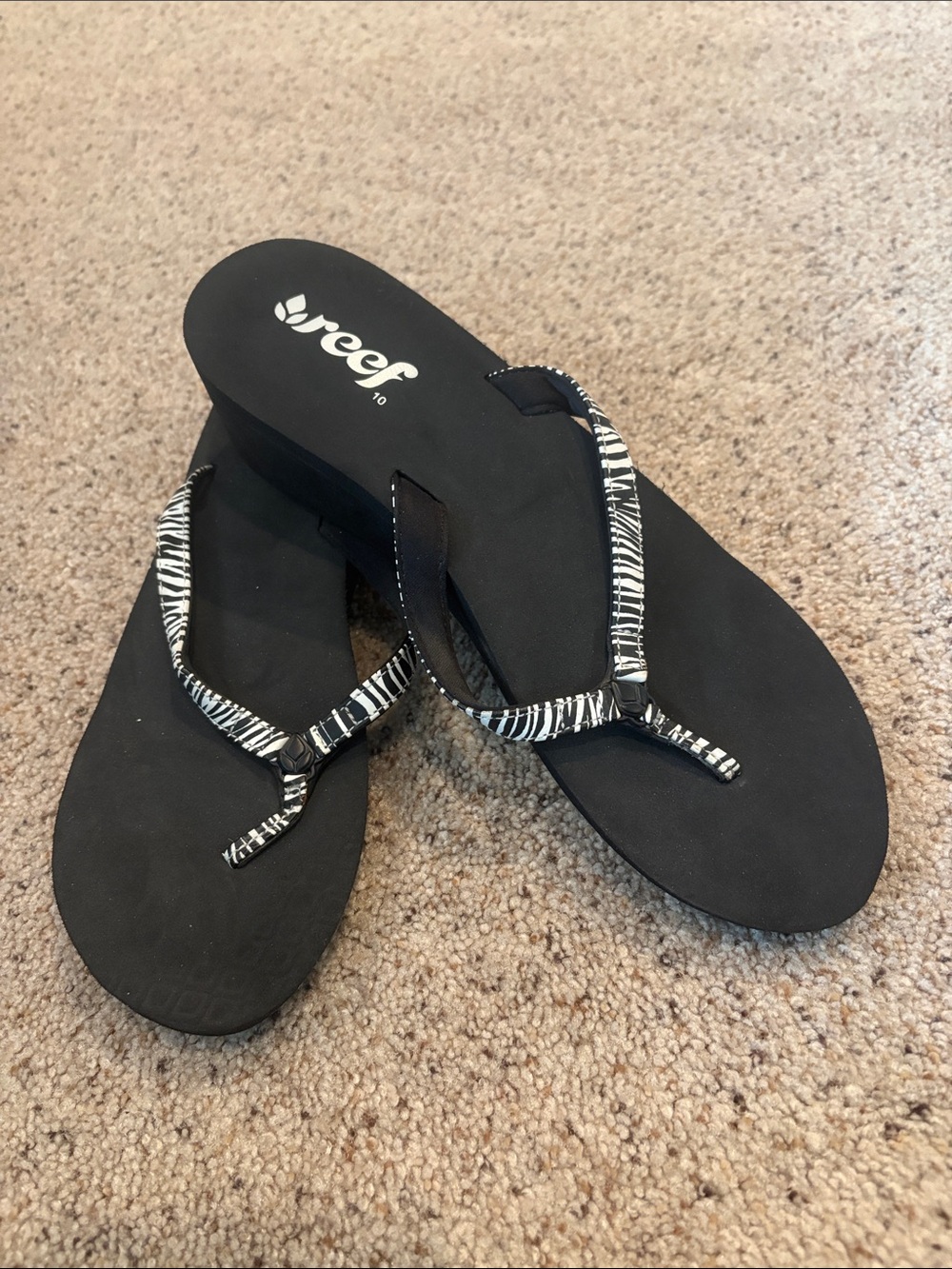 Reef Women's Black Sandals with Black-and-White Zebra Straps